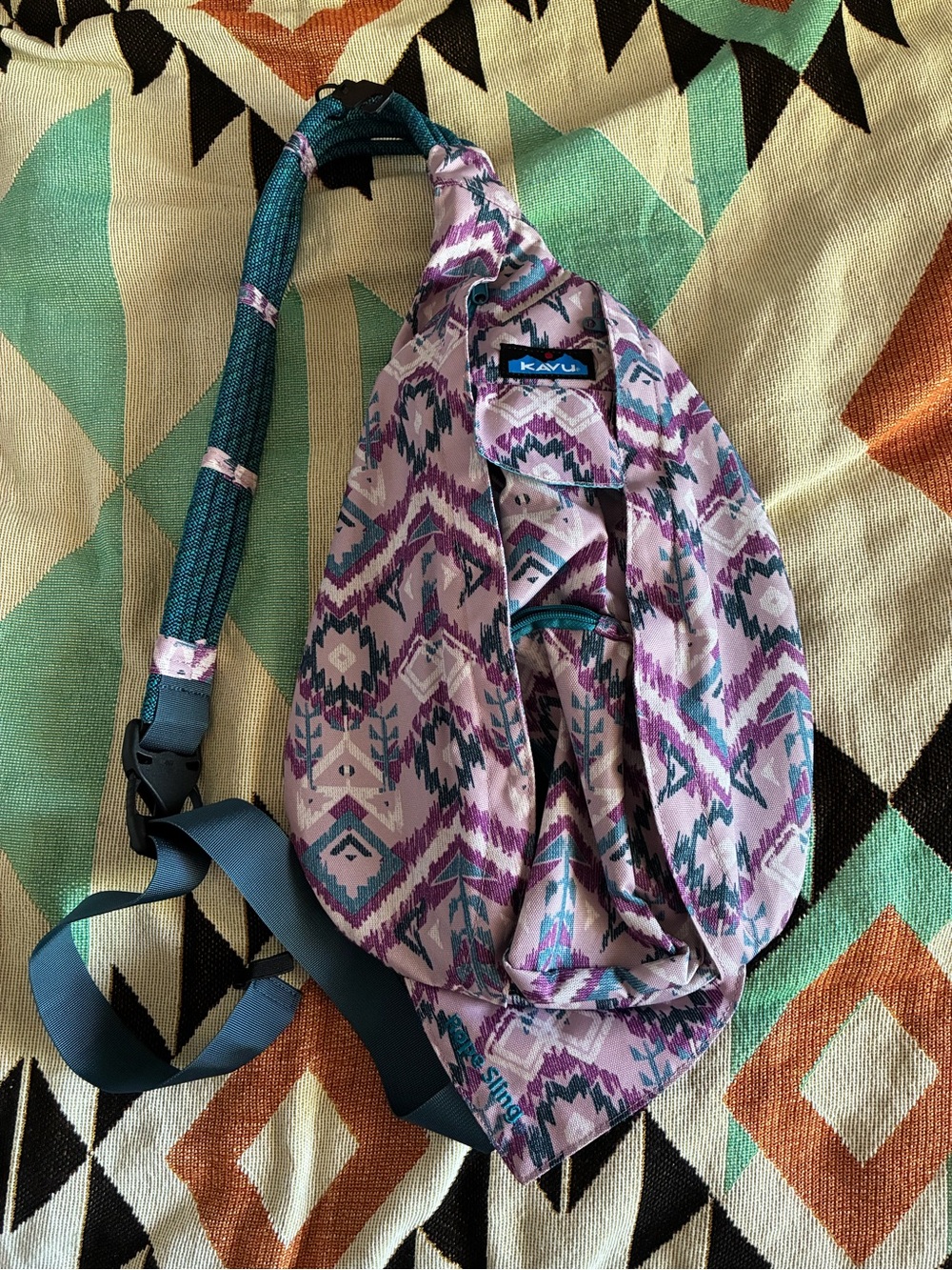 KAVU Backpack Rope Sling Crossbody, great condition like new, purple Aztec Kavu